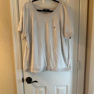 Chase lands end Women's Cream Short Sleeve Top